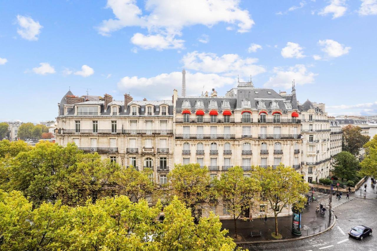 Magnificent Luxury Penthouse Apartment In A Prestigious Neighborhood Of Paris With A Eiffel Tower View From Balcony Short Walk To Palais Galliera And Avenue Montaigne Fashion Stores Εξωτερικό φωτογραφία