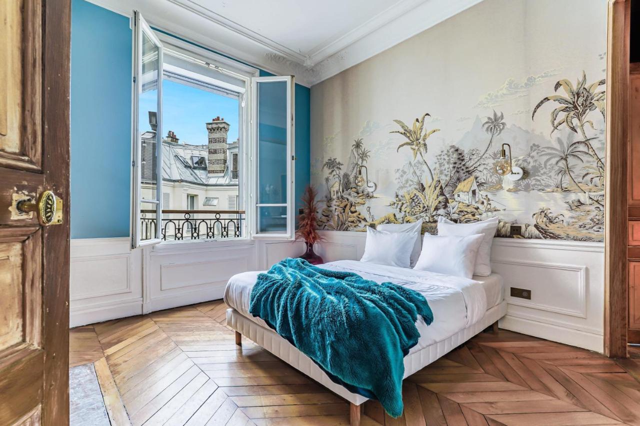 Magnificent Luxury Penthouse Apartment In A Prestigious Neighborhood Of Paris With A Eiffel Tower View From Balcony Short Walk To Palais Galliera And Avenue Montaigne Fashion Stores Εξωτερικό φωτογραφία